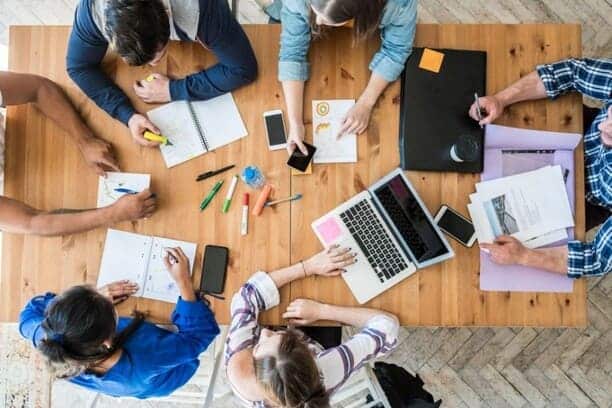 ¿Eres agencia o freelance? Cómo colaborar con Clave